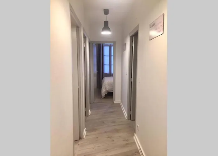 Le Montferrat - 65m2 - 2 - Rue De La Grotte - Hyper Centre